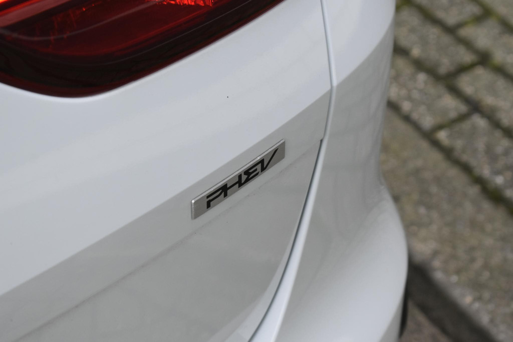 Kia Ceed Sportswagon (JNF65L) met abonnement