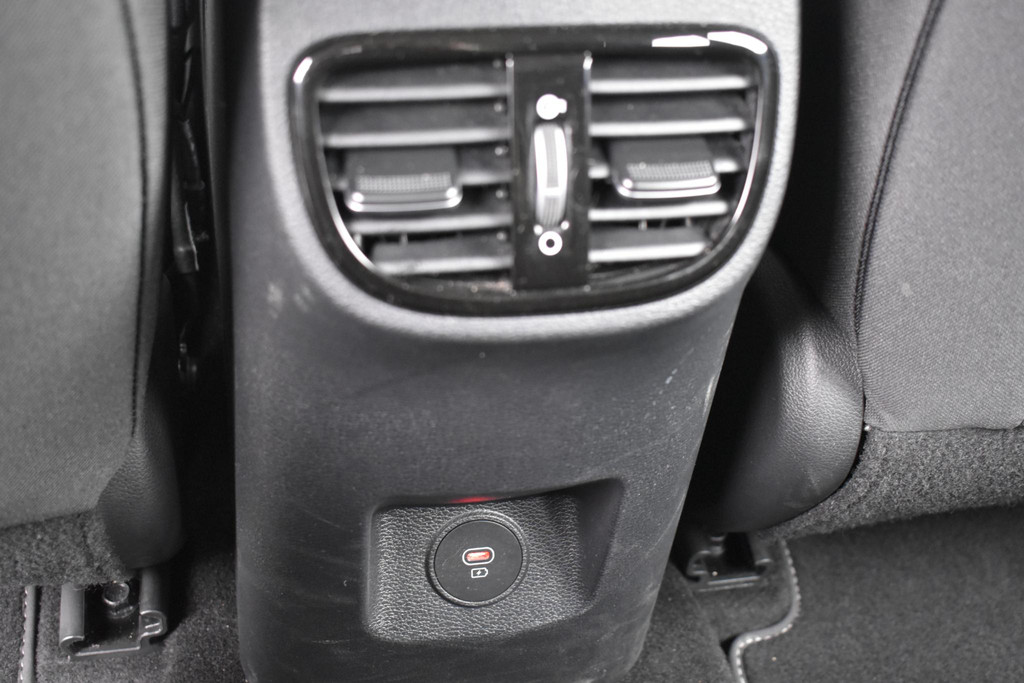 Kia Ceed Sportswagon (JNF65L) met abonnement