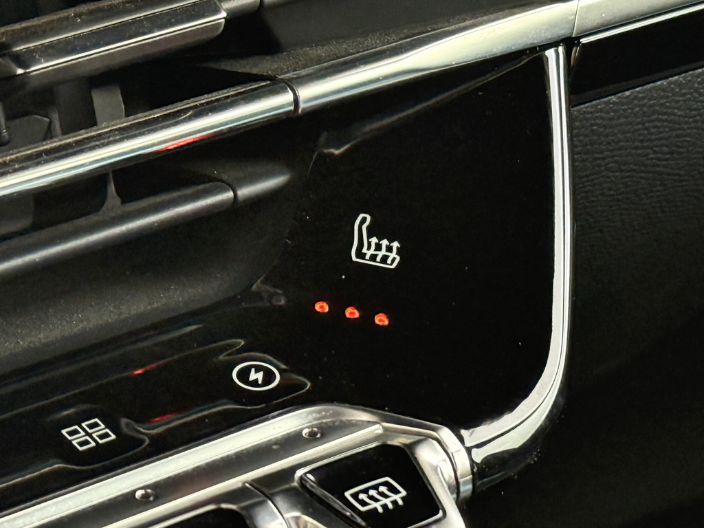 Peugeot e-208 (J441PB) met abonnement