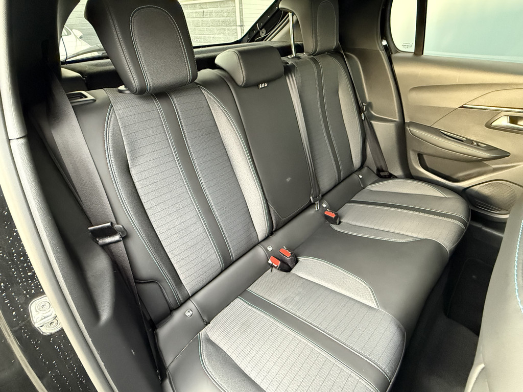 Peugeot e-208 (J441PB) met abonnement