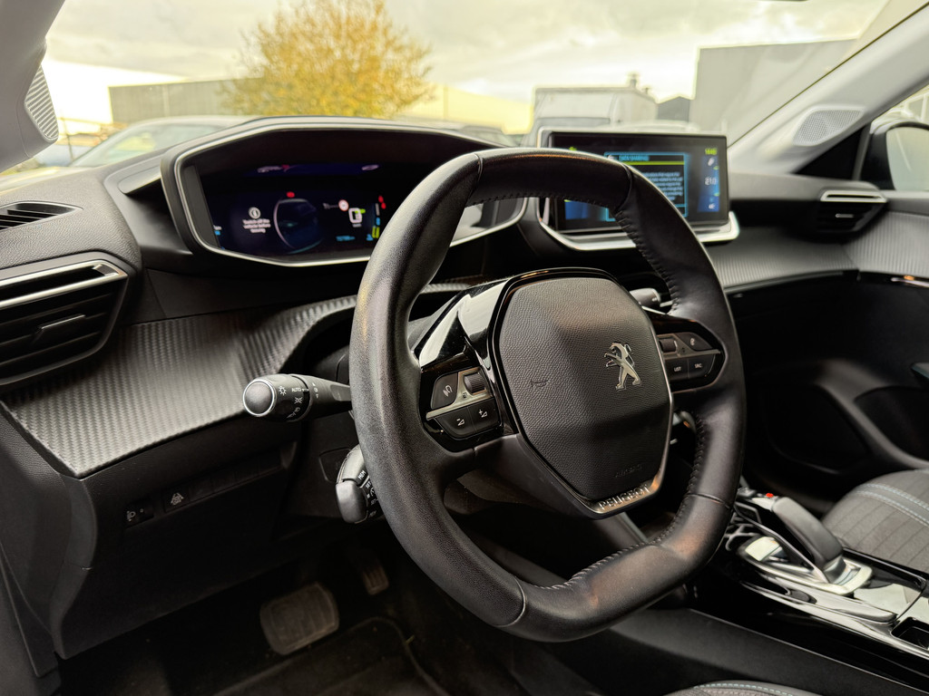 Peugeot e-208 (J441PB) met abonnement