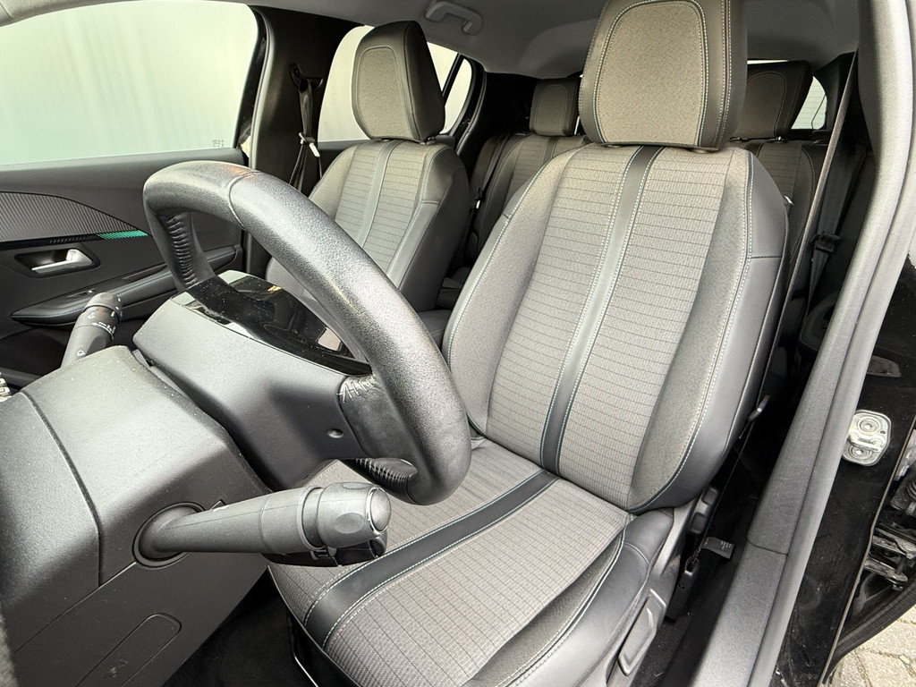 Peugeot e-208 (J441PB) met abonnement