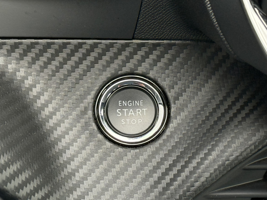 Peugeot e-208 (N871SP) met abonnement