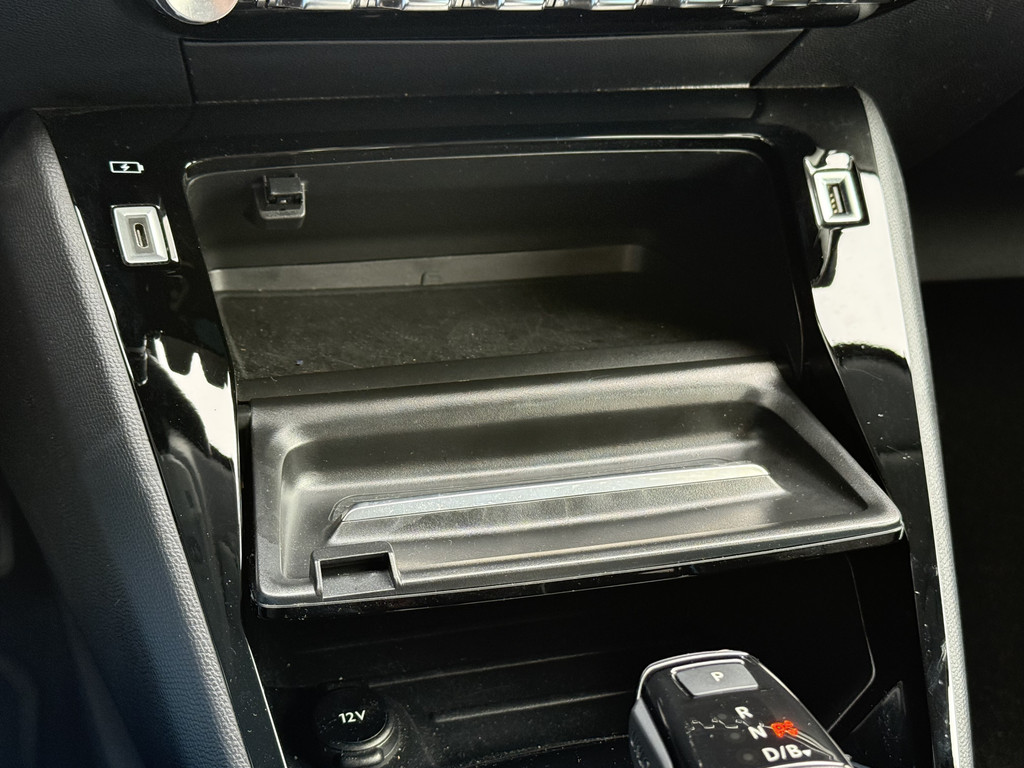 Peugeot e-208 (N871SP) met abonnement