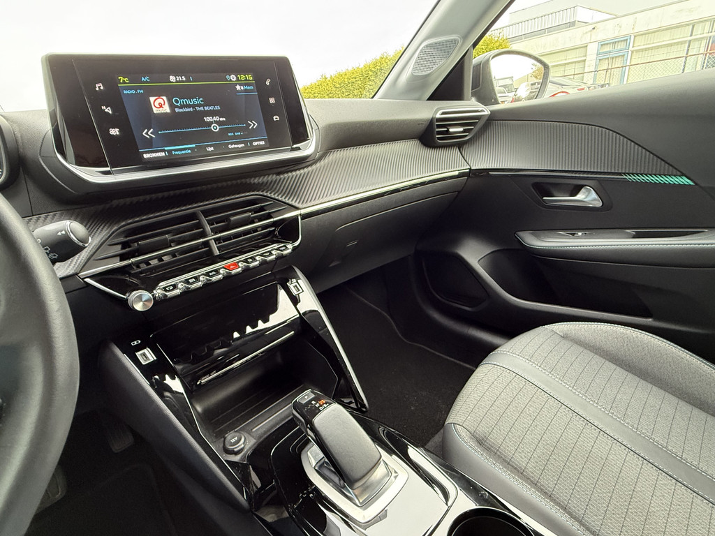 Peugeot e-208 (N871SP) met abonnement