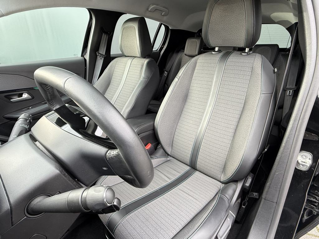 Peugeot e-208 (N871SP) met abonnement