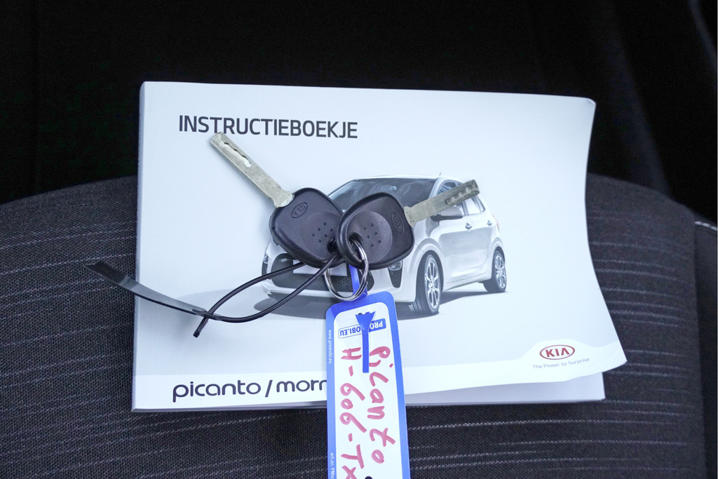 Kia Picanto (H606TX) met abonnement