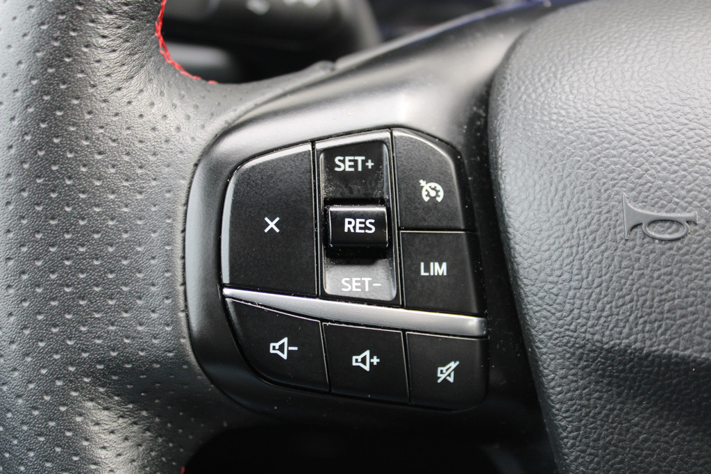 Ford Kuga (K876SV) met abonnement