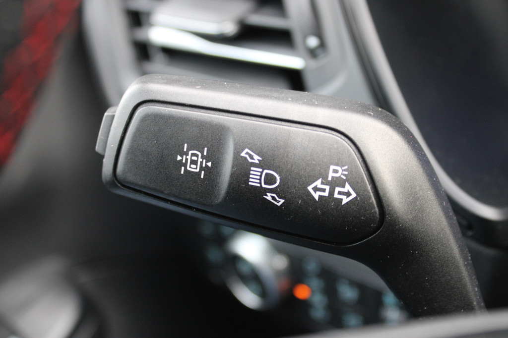 Ford Kuga (K876SV) met abonnement