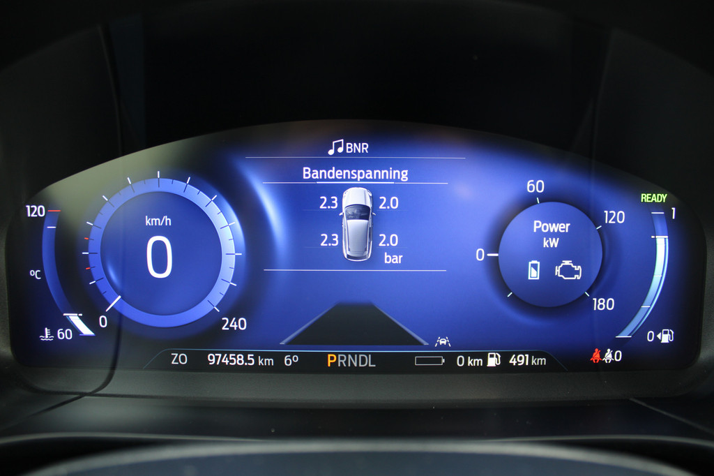 Ford Kuga (K876SV) met abonnement