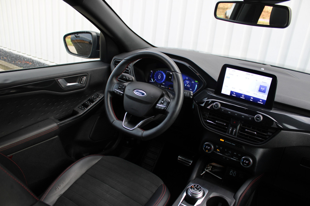 Ford Kuga (K876SV) met abonnement