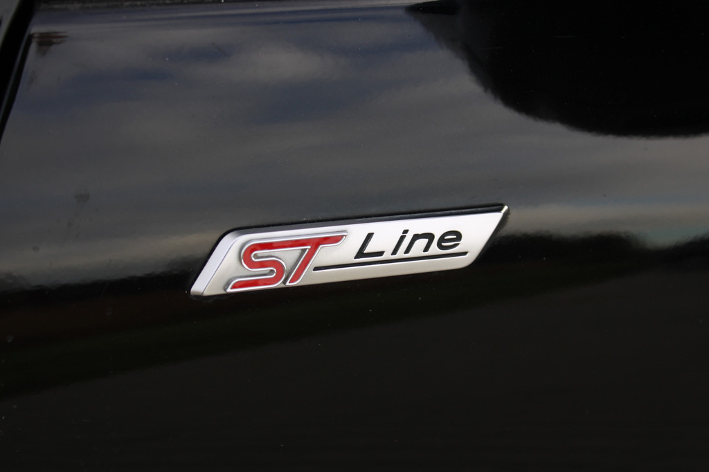 Ford Kuga (K876SV) met abonnement