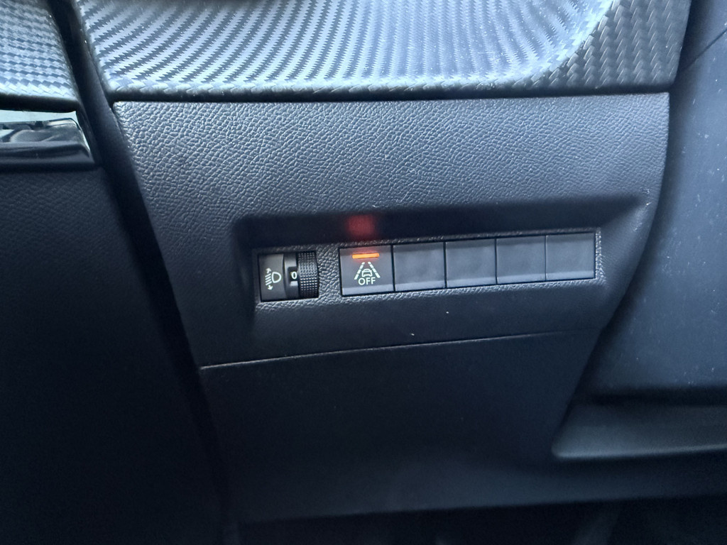 Peugeot e-208 (N311HR) met abonnement