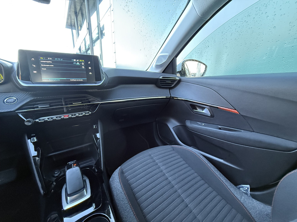 Peugeot e-208 (N311HR) met abonnement