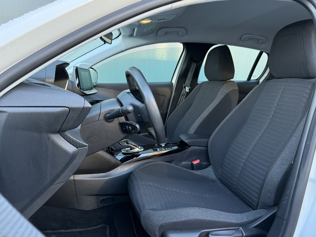 Peugeot e-208 (N311HR) met abonnement