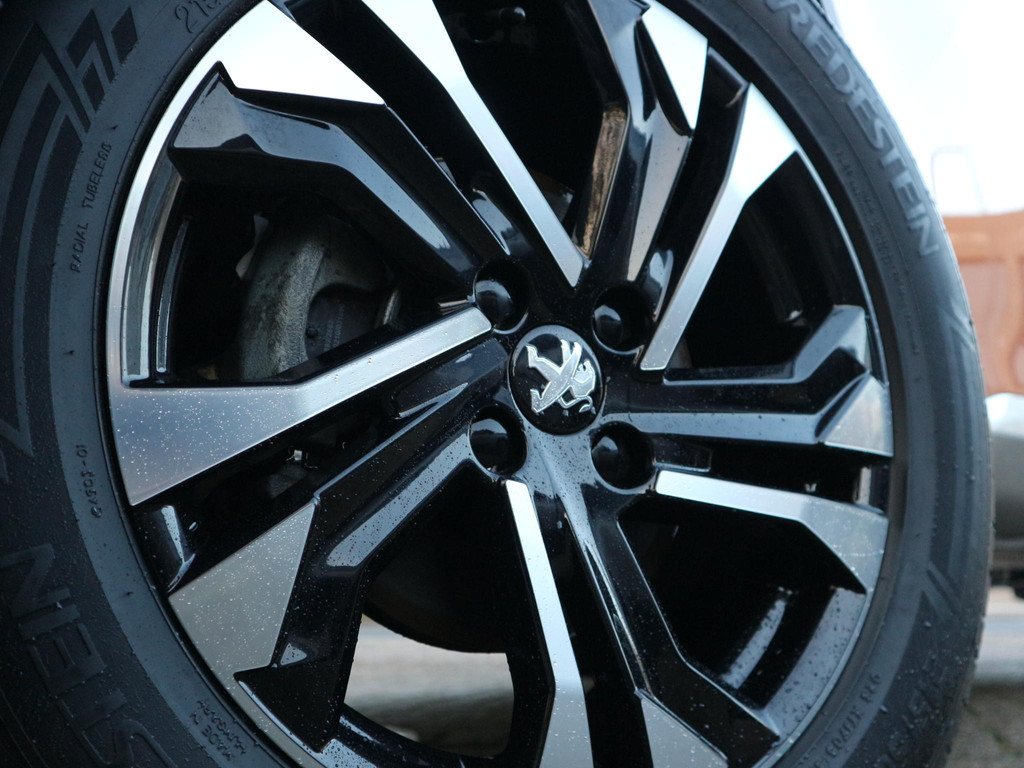 Peugeot 2008 (J301PS) met abonnement