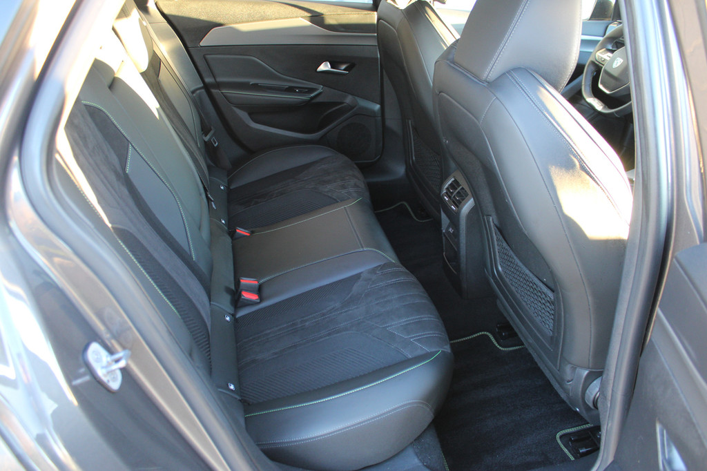 Peugeot 308 (X908GH) met abonnement