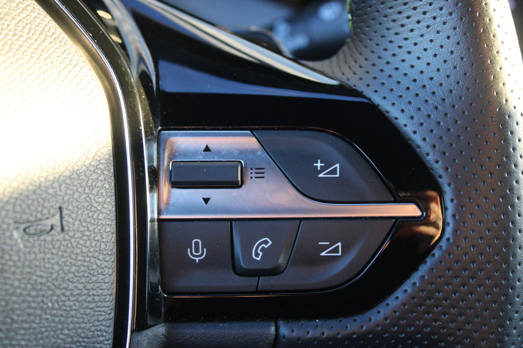 Peugeot 308 (X908GH) met abonnement