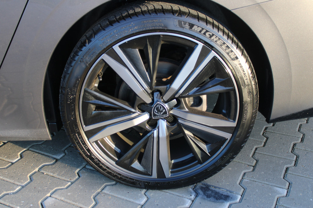 Peugeot 308 (X908GH) met abonnement