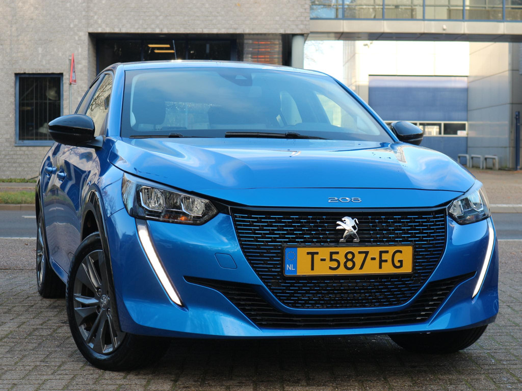 Peugeot e-208 (T587FG) met abonnement