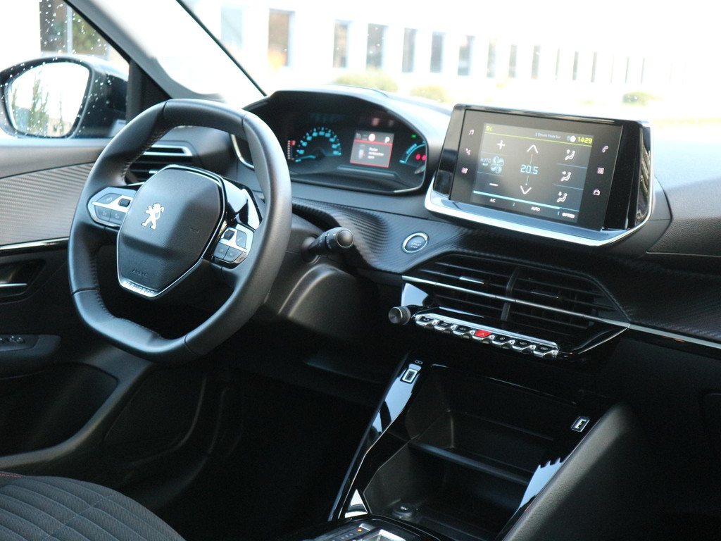 Peugeot e-208 (T587FG) met abonnement