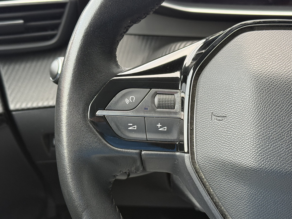 Peugeot e-208 (J934PJ) met abonnement