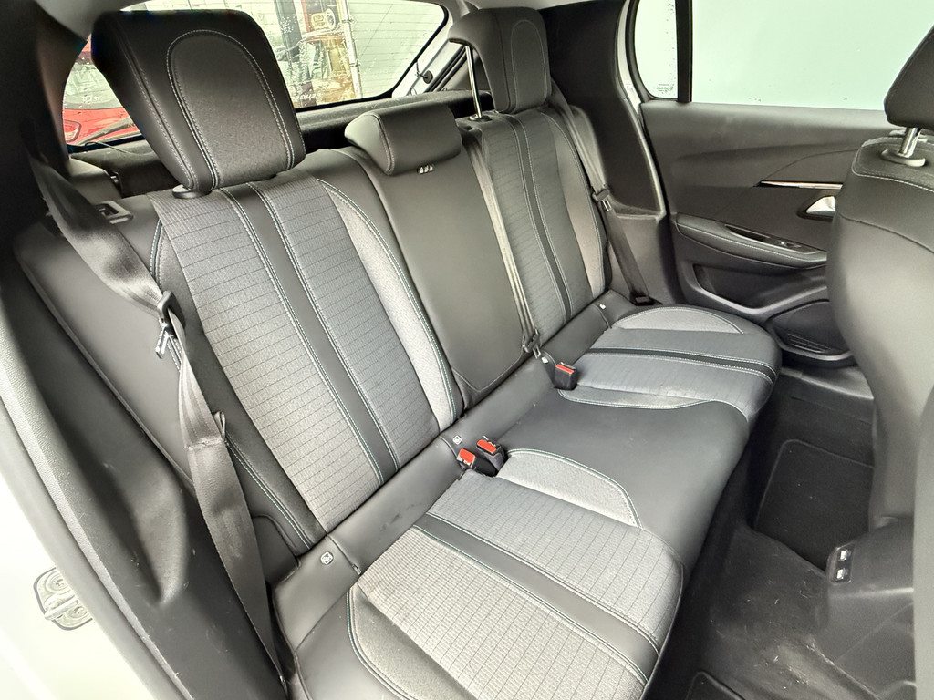 Peugeot e-208 (J934PJ) met abonnement