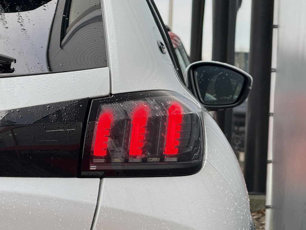 Peugeot e-208 (J934PJ) met abonnement