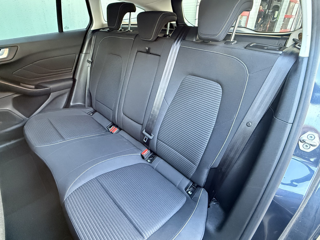 Ford FOCUS Wagon (J142VF) met abonnement