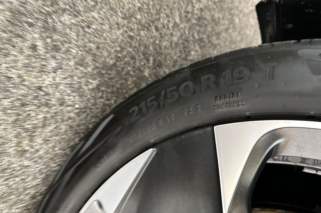 CUPRA Born (S181FX) met abonnement