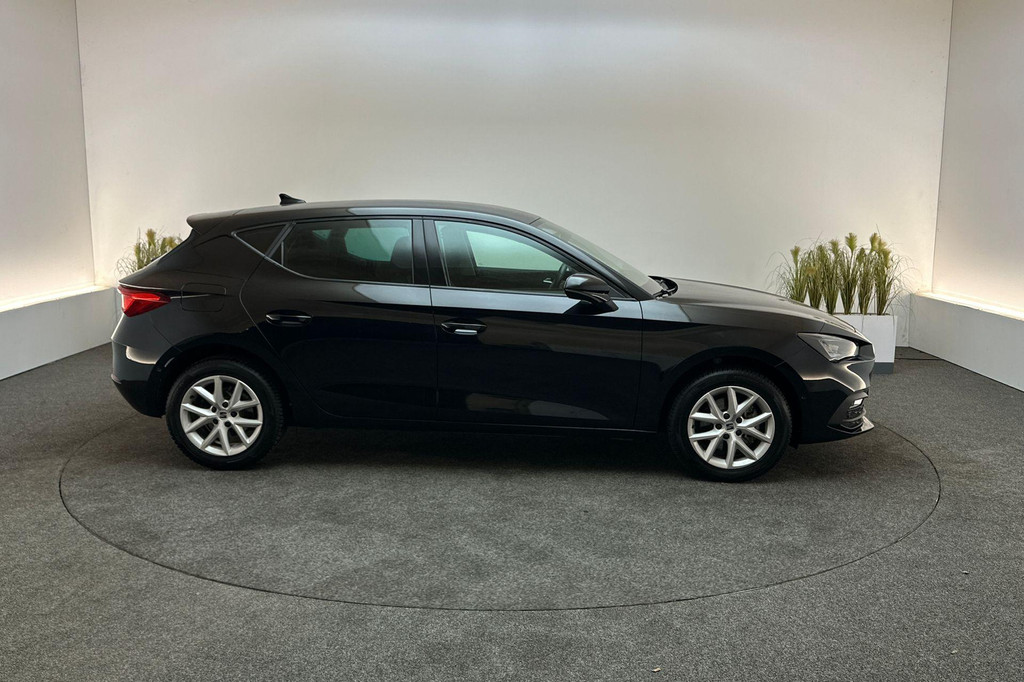 Seat Leon (GZX76K) met abonnement