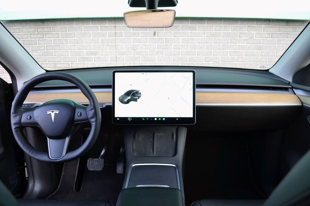 Tesla Model Y (L703ZS) met abonnement