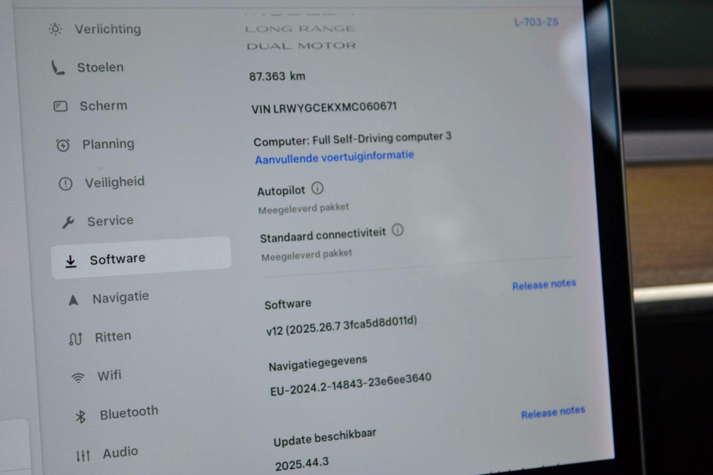 Tesla Model Y (L703ZS) met abonnement