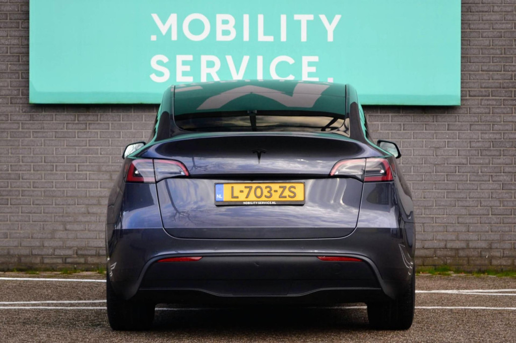 Tesla Model Y (L703ZS) met abonnement