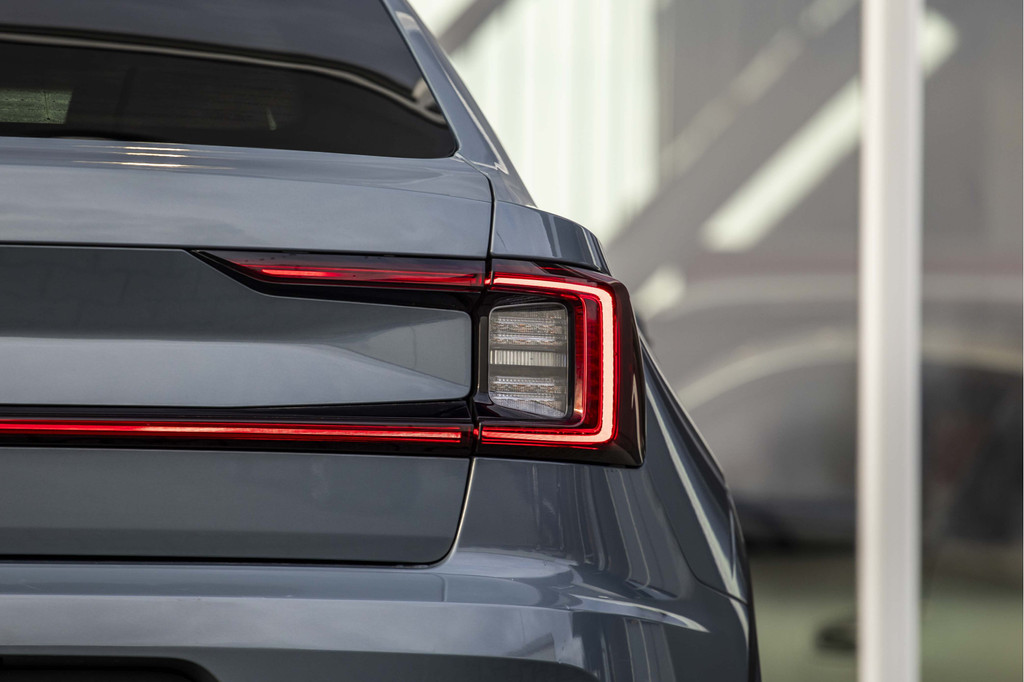 Polestar 2 (J887SK) met abonnement