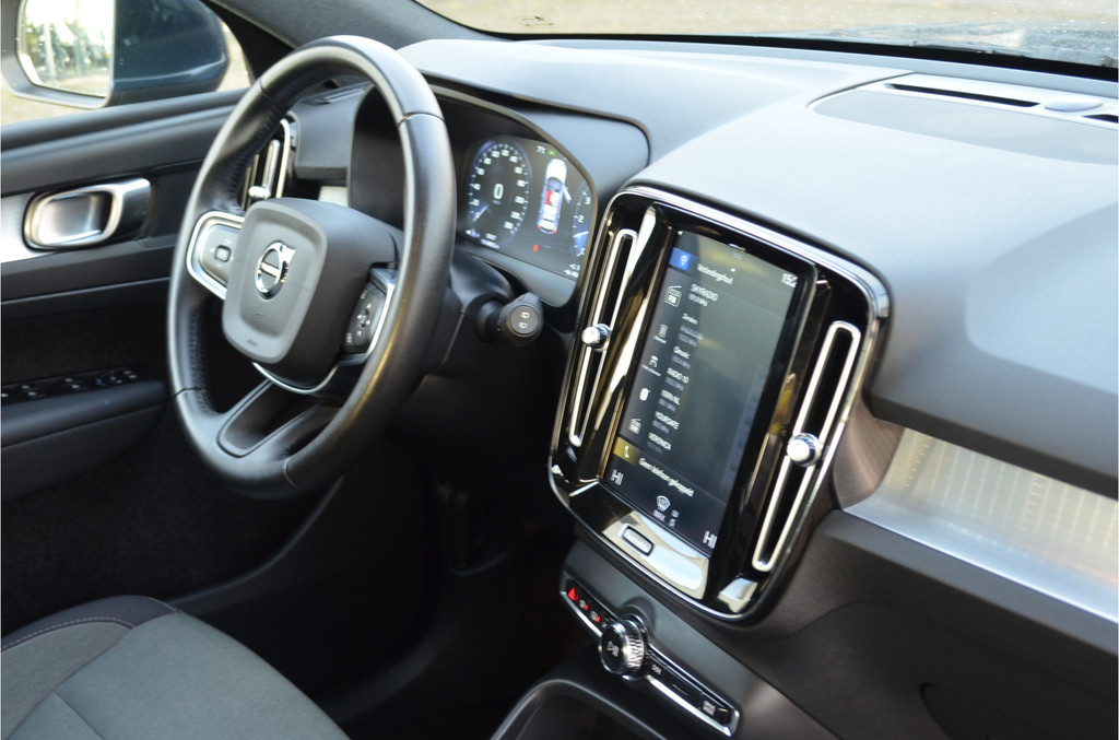 Volvo XC40 (J969XV) met abonnement