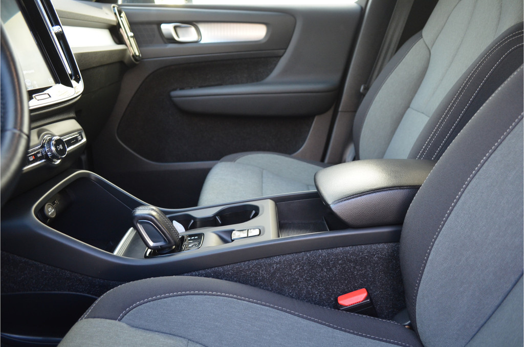 Volvo XC40 (J969XV) met abonnement