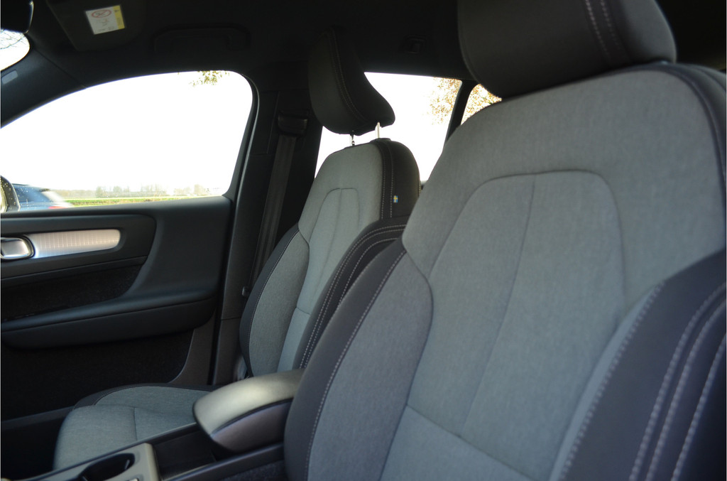 Volvo XC40 (J969XV) met abonnement