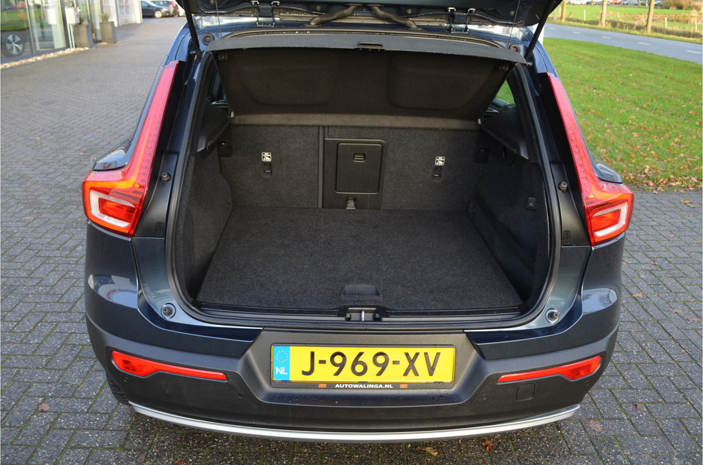 Volvo XC40 (J969XV) met abonnement