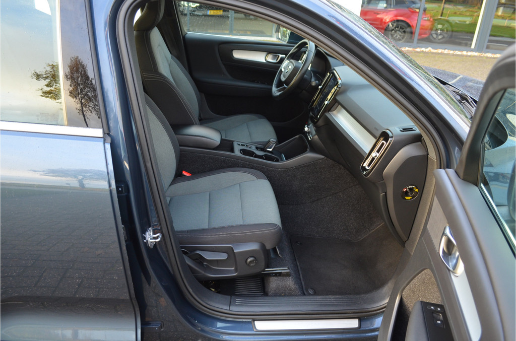 Volvo XC40 (J969XV) met abonnement