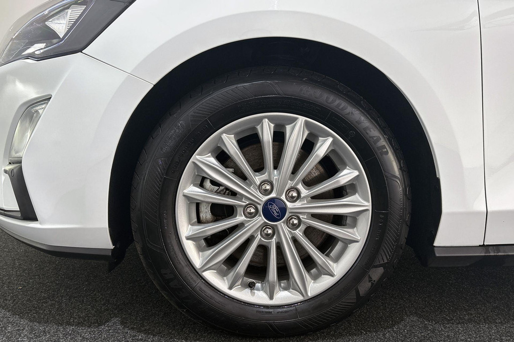 Ford FOCUS Wagon (N639GX) met abonnement