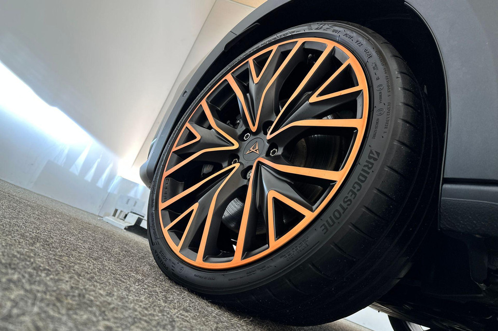 CUPRA Leon Sportstourer (JLG19X) met abonnement