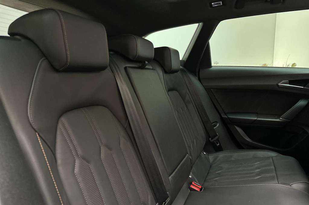 CUPRA Leon Sportstourer (JLG19X) met abonnement