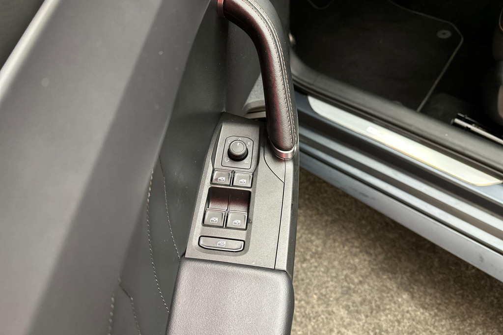 CUPRA Leon Sportstourer (JLG19X) met abonnement