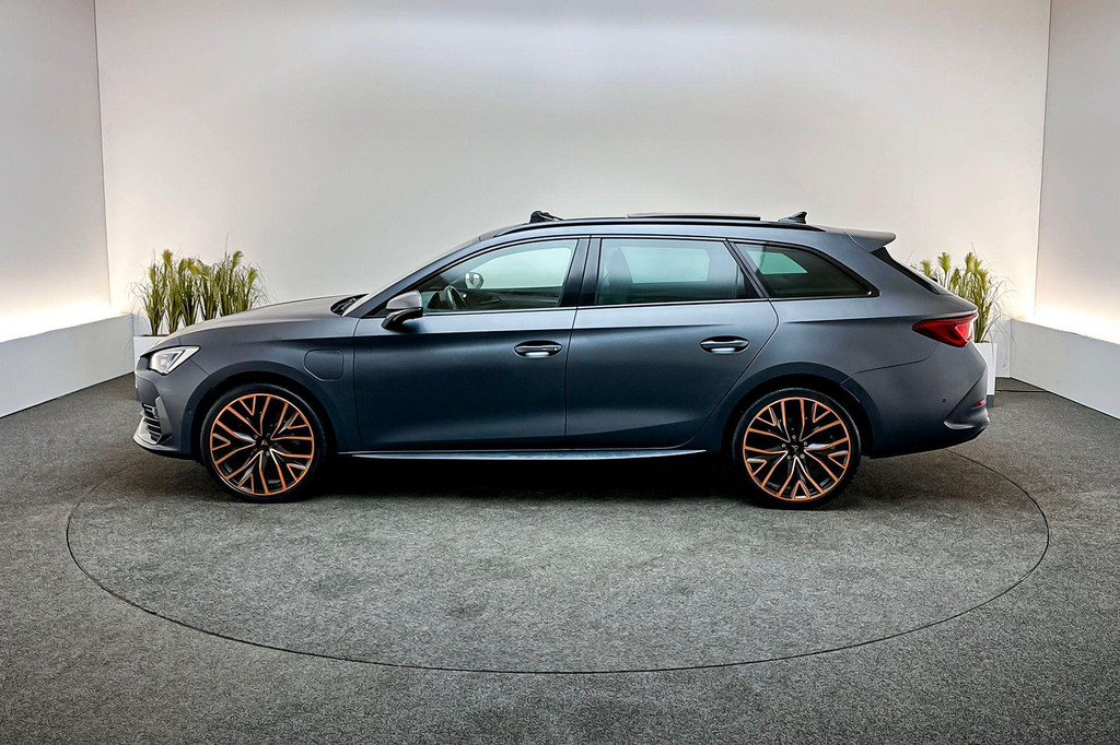 CUPRA Leon Sportstourer (JLG19X) met abonnement