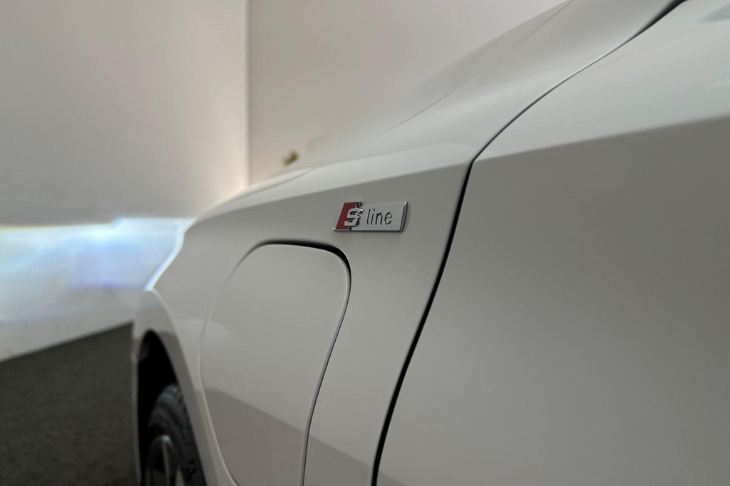 Audi A3 (JKX90B) met abonnement