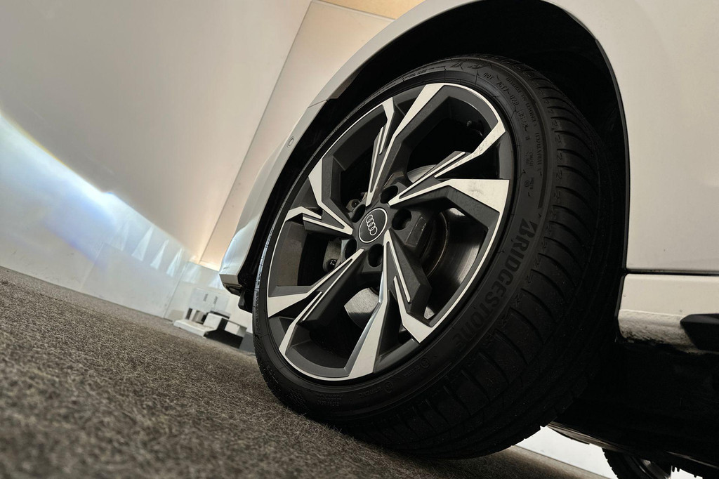 Audi A3 (JKX90B) met abonnement