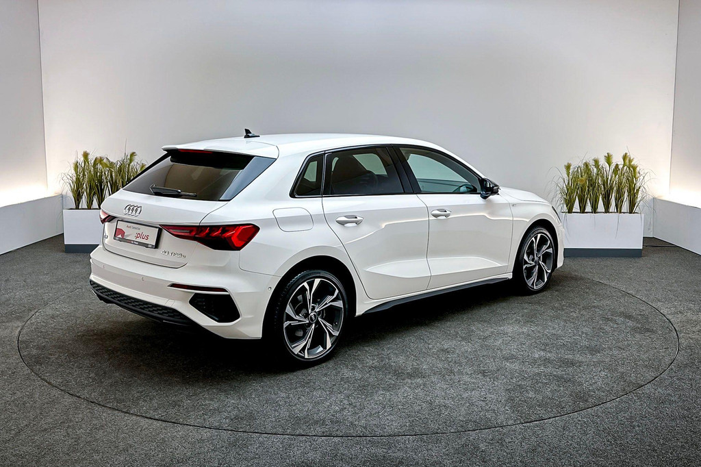 Audi A3 (JKX90B) met abonnement