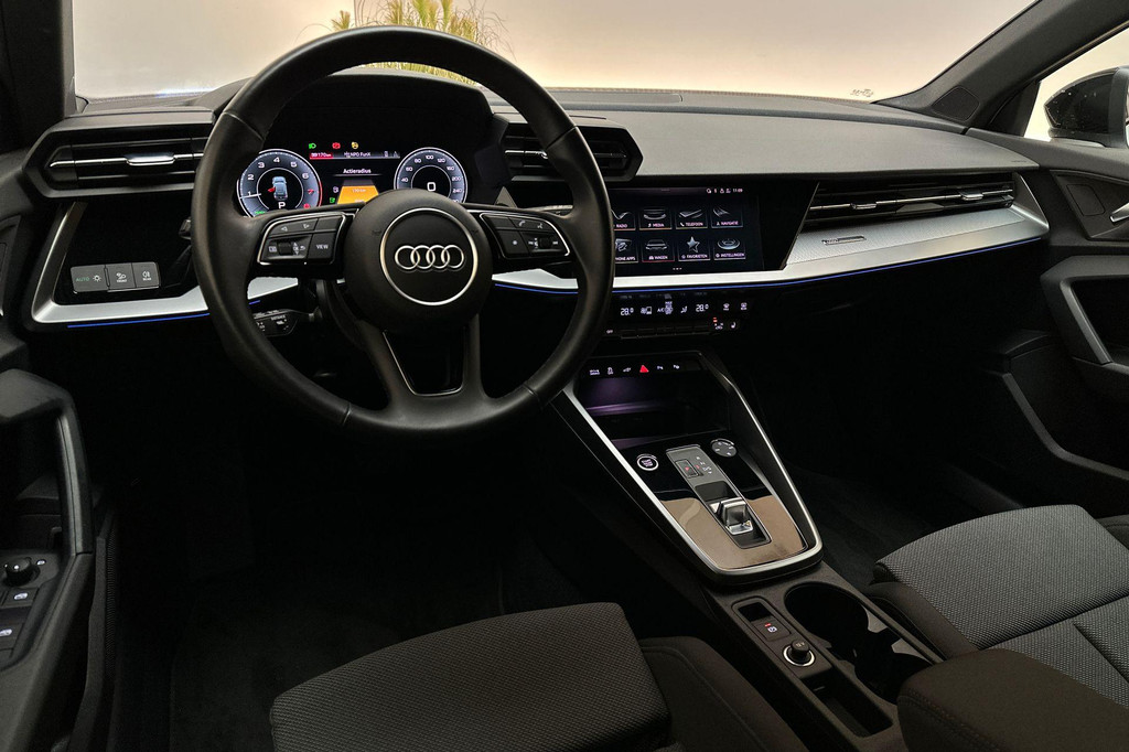 Audi A3 (JKX90B) met abonnement