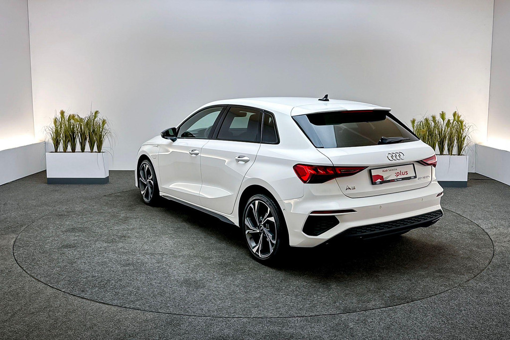 Audi A3 (JKX90B) met abonnement